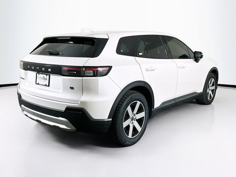 Used 2024 Honda Prologue EX image 9