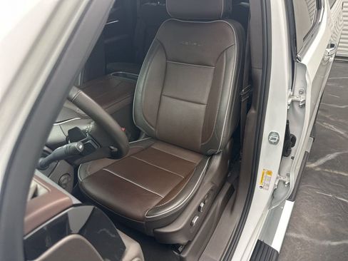 Used 2023 GMC Sierra 1500 Denali image 15