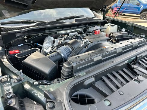 Used 2025 Chevrolet Silverado 2500 LTZ w/ LTZ Premium Package AWD/4WD image 26