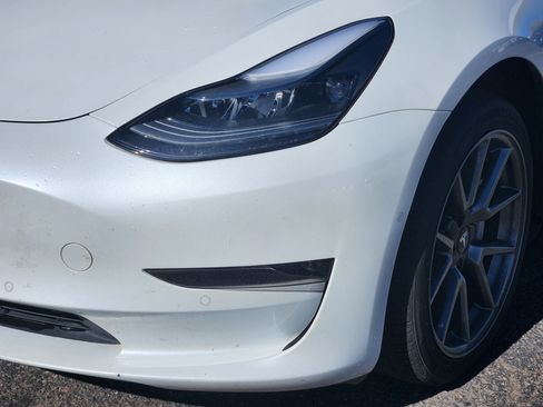 Used 2022 Tesla Model 3 Long Range image 8