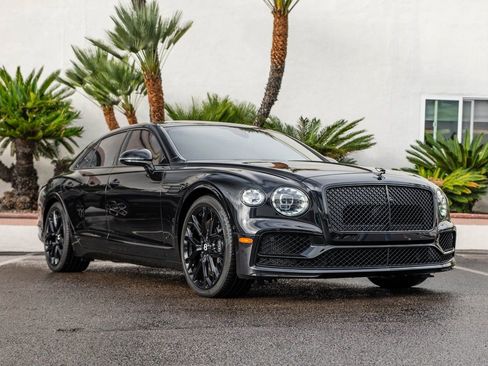 Used 2024 Bentley Flying Spur S V8 image 43