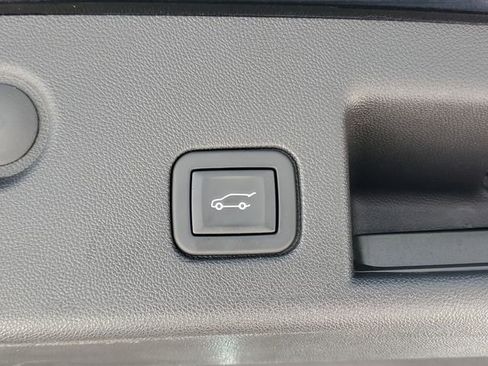Certified 2024 Chevrolet Equinox RS w/ RS Leather Package FWD image 10