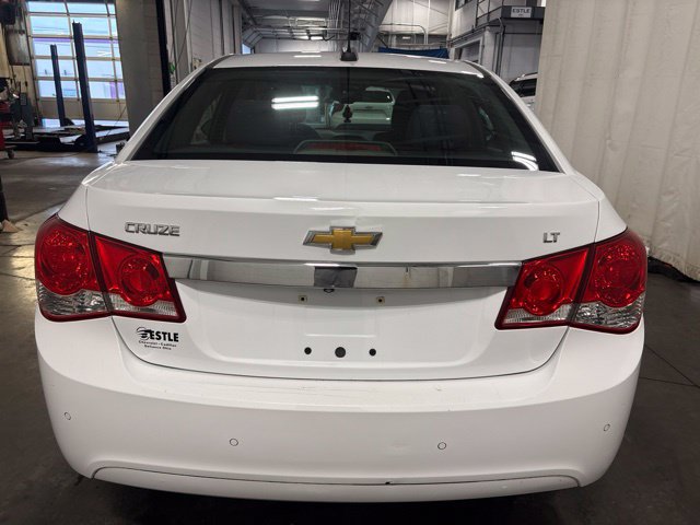 Used 2016 Chevrolet Cruze LT w/ Enhanced Safety Package FWD image 5