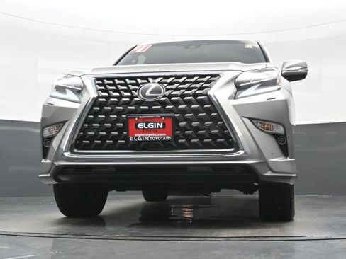Used 2021 Lexus GX 460 Premium w/ Accessory Package AWD/4WD image 27