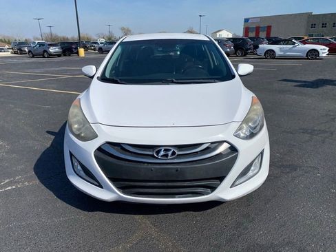 Used 2014 Hyundai Elantra GT w/ Option Group 02 image 4