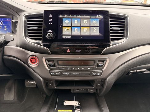 Used 2024 Honda Passport EX-L image 19