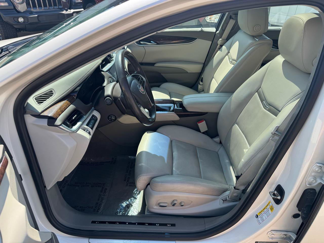 Used 2013 Cadillac XTS Platinum FWD image 13