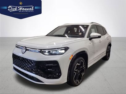 New 2026 Volkswagen Tiguan SEL R-Line