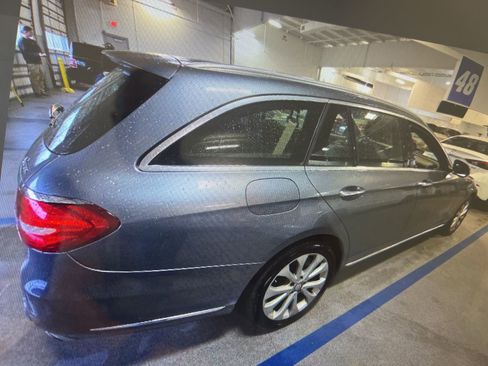 Used 2017 Mercedes-Benz E 400 E 400 image 12