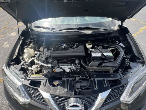 Used 2016 Nissan Rogue SV w/ SV Premium Package FWD image 11
