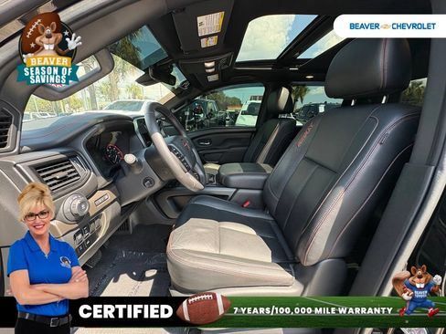 Used 2024 Nissan Titan PRO-4X w/ Pro-4x Convenience Package AWD/4WD image 14