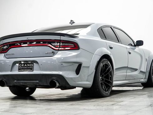 Used 2022 Dodge Charger SRT Hellcat w/ Harman/Kardon Audio Group RWD image 14