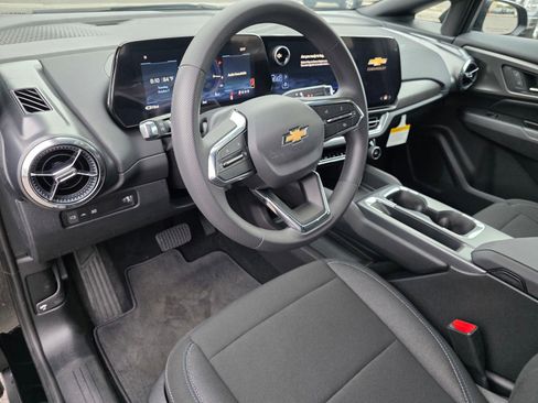 New 2026 Chevrolet Equinox EV LT w/ LPO, Blackout Package image 23