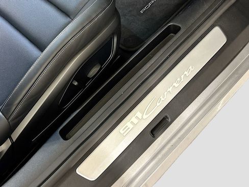 Used 2022 Porsche 911 Carrera image 26