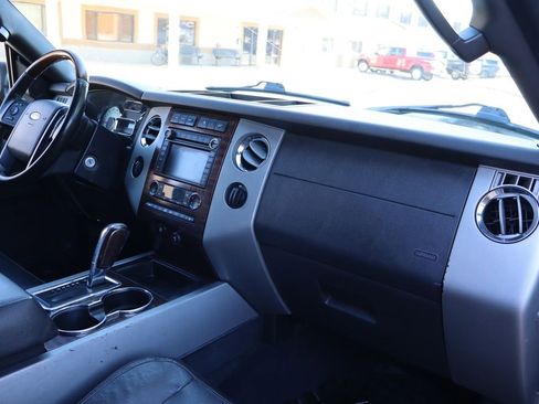 Used 2008 Ford Expedition EL Limited image 17