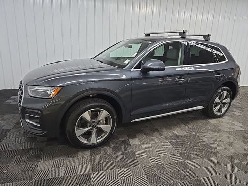Used 2023 Audi Q5 2.0T Premium w/ Convenience Package AWD/4WD image 6
