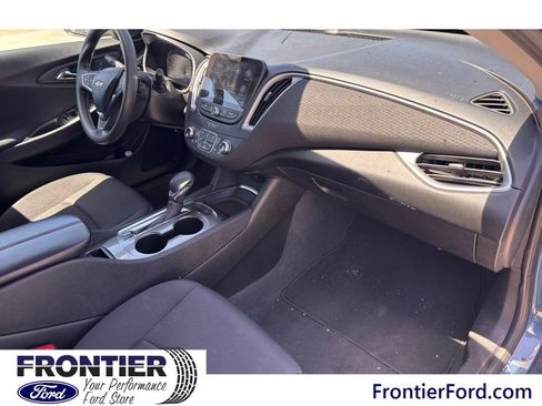 Used 2024 Chevrolet Malibu LT FWD image 15