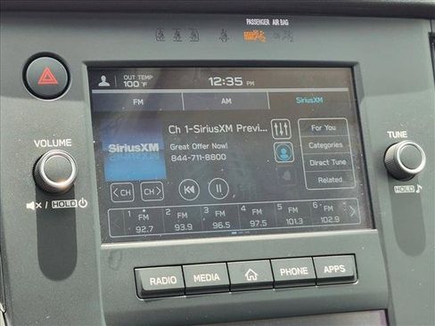 Used 2025 Subaru Outback AWD/4WD image 11