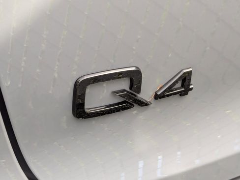 Used 2023 Audi Q4 e-tron Premium Plus w/ Premium Plus image 4