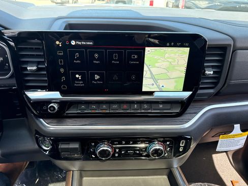 New 2026 GMC Sierra 1500 SLT AWD/4WD image 18