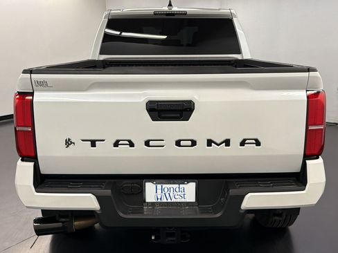 Used 2024 Toyota Tacoma TRD Sport RWD image 10