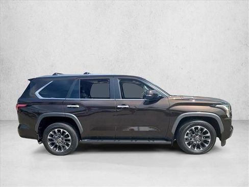 Used 2024 Toyota Sequoia Limited image 4