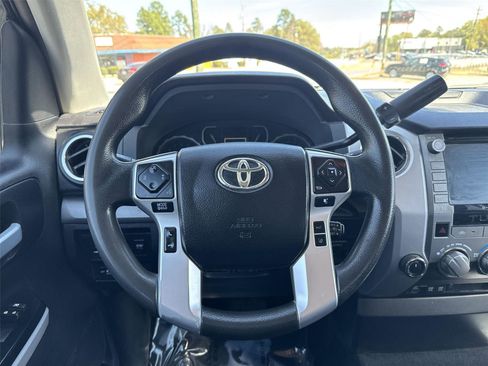 Used 2021 Toyota Tundra SR5 AWD/4WD image 13