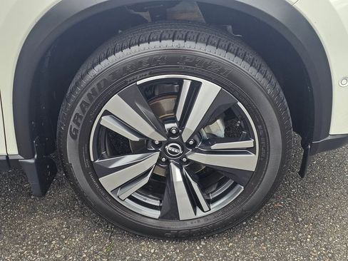 Used 2022 Nissan Rogue SL w/ SL Premium Package image 30