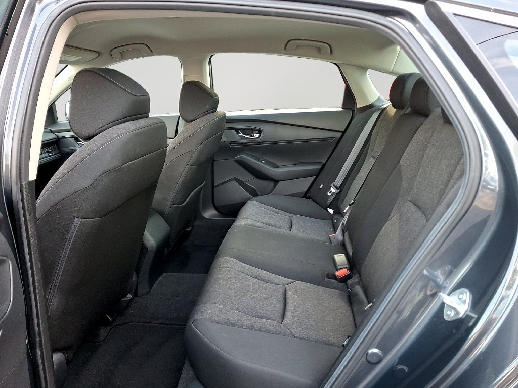Used 2024 Honda Accord LX image 9