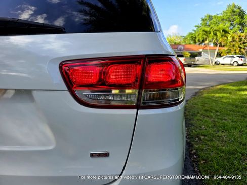 Used 2017 Kia Sorento FWD image 47