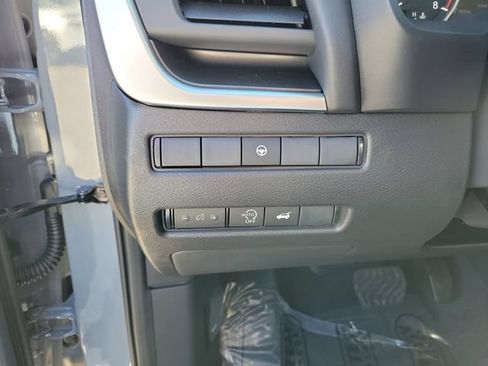 New 2026 Nissan Rogue SV w/ Cold Weather Package FWD image 12