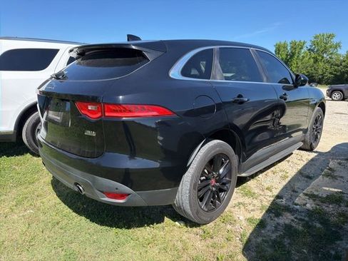 Used 2019 Jaguar F-PACE Prestige AWD/4WD image 2