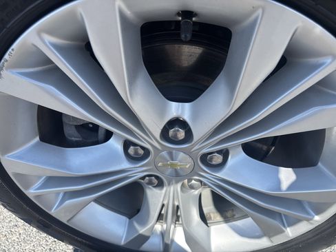 Used 2015 Chevrolet Impala LT image 6