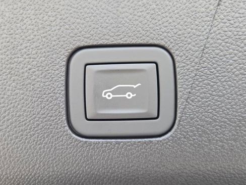 New 2026 GMC Yukon XL Denali w/ Sun & Power Step Package image 6