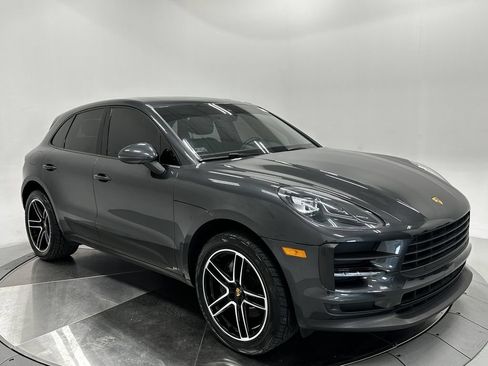 Used 2021 Porsche Macan AWD/4WD image 1