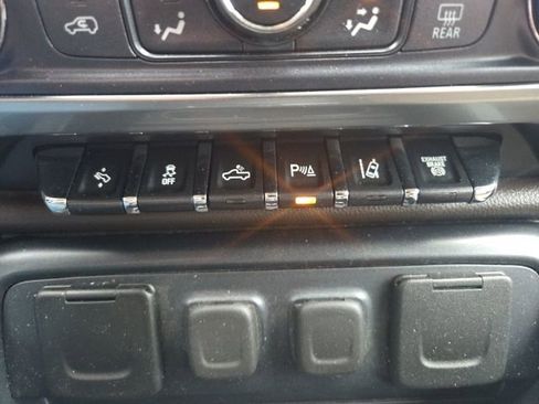 Used 2018 Chevrolet Silverado 3500 LTZ w/ Duramax Plus Package image 34