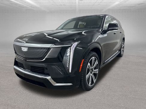 Used 2025 Cadillac Escalade IQ Luxury 2 image 5