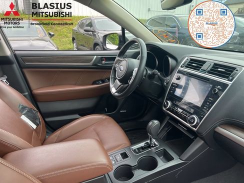Used 2019 Subaru Outback 2.5i Touring AWD/4WD image 34