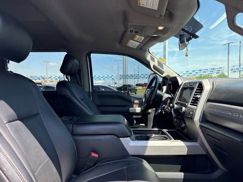 Used 2018 Ford F250 Lariat w/ Chrome Package AWD/4WD image 15
