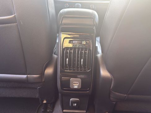 Used 2023 Jeep Compass Latitude image 25