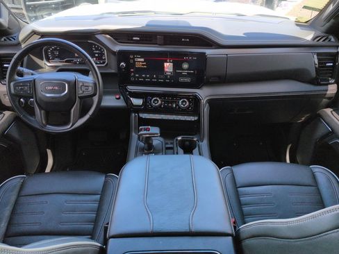 Used 2024 GMC Sierra 1500 AT4X AWD/4WD image 15