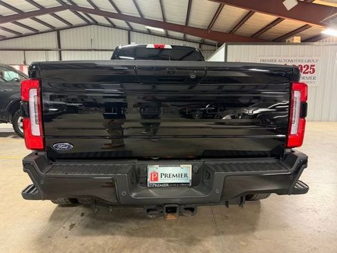 Used 2025 Ford F450 Platinum w/ FX4 Off-Road Package AWD/4WD image 7