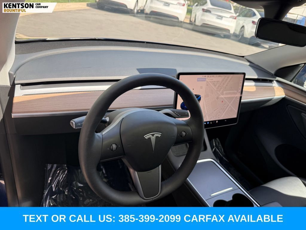 Used 2023 Tesla Model Y Long Range AWD/4WD image 23
