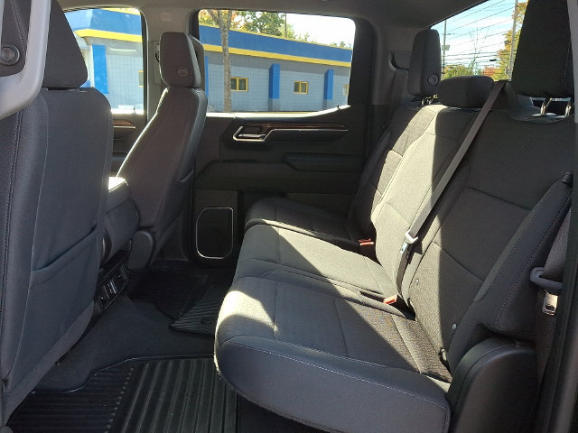 Used 2023 Chevrolet Silverado 1500 LT AWD/4WD image 12