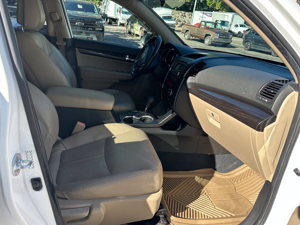 Used 2011 Kia Sorento EX w/ Premium Pkg FWD image 30