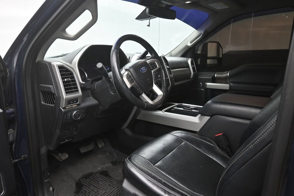 Used 2019 Ford F250 Lariat w/ Lariat Ultimate Package AWD/4WD image 19