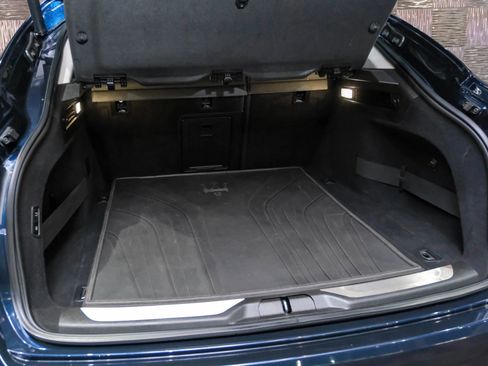 Used 2019 Maserati Levante GranLusso image 49