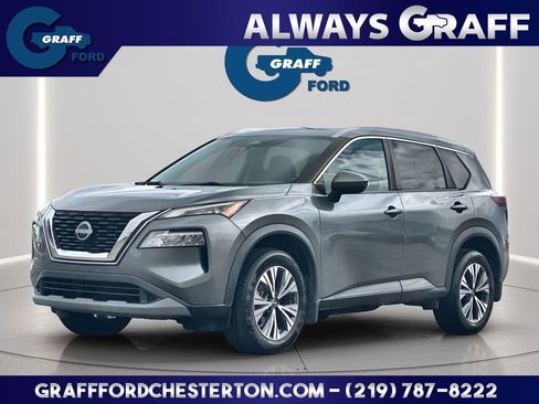 Used 2022 Nissan Rogue SV w/ SV Premium Package image 1