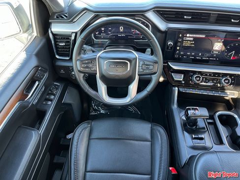 Used 2024 GMC Sierra 1500 Denali w/ Denali Reserve Package AWD/4WD image 16