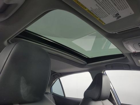 Used 2023 Toyota Camry SE w/ Convenience Package FWD image 19